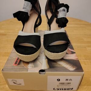 Black and White Women's Wedge Sandals